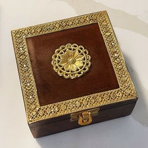 ✨Beautiful Vintage Handmade Jewelry Box from India